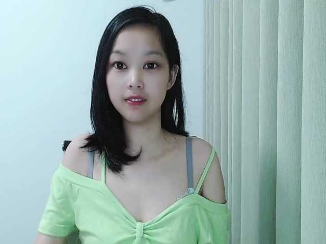Selinababy99 live cam on BongaCams