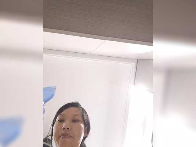Selinababy99 live cam on BongaCams