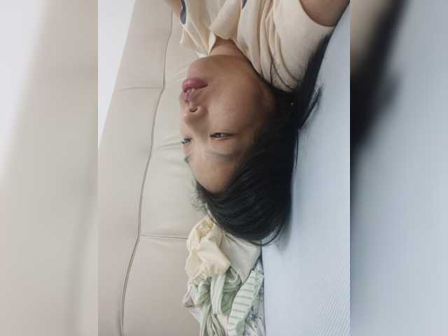 Selinababy99 live cam on BongaCams