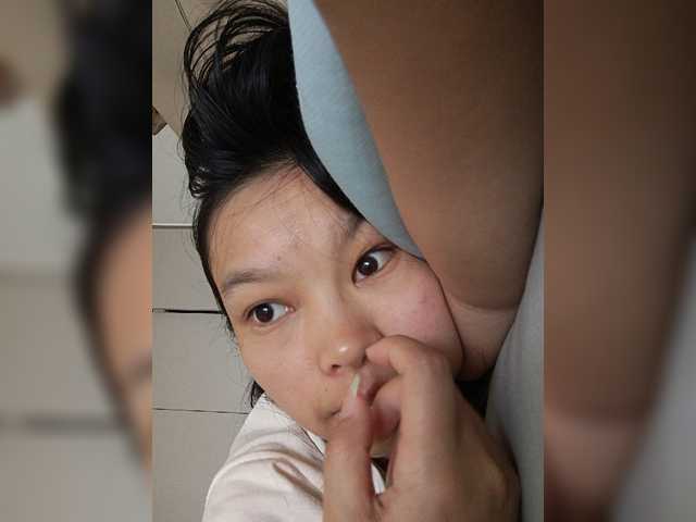 Selinababy99 live cam on BongaCams