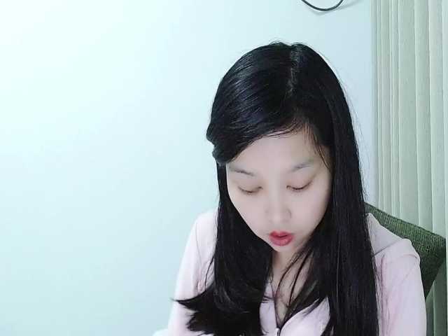 Selinababy99's BongaCams show and profile