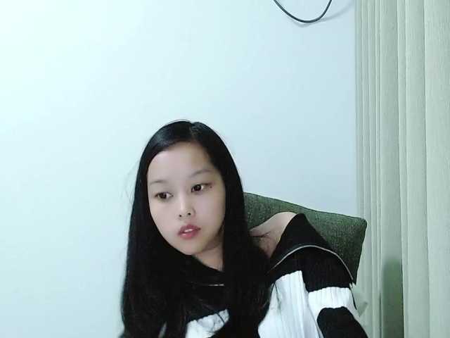 Selinababy99's BongaCams show and profile