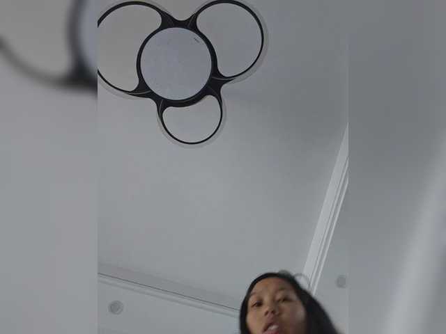 Selinababy99 live cam on BongaCams