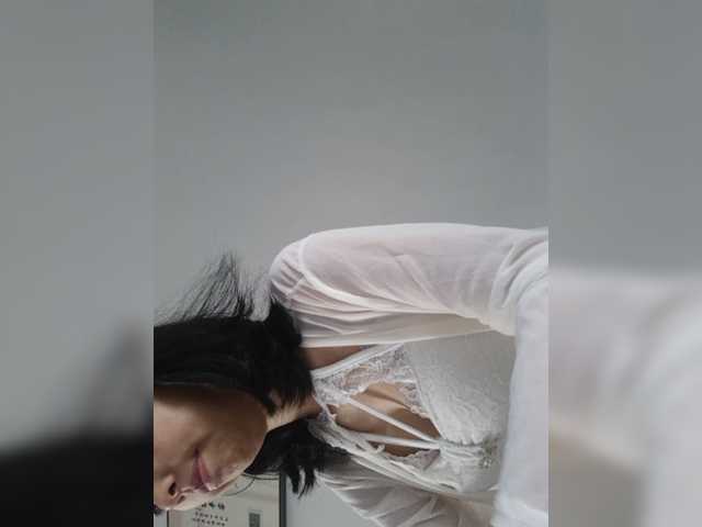 Selinababy99 live cam on BongaCams