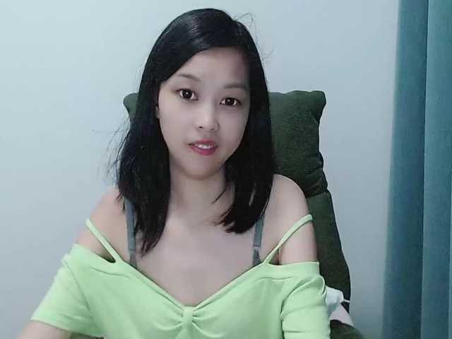 Selinababy99 live cam on BongaCams