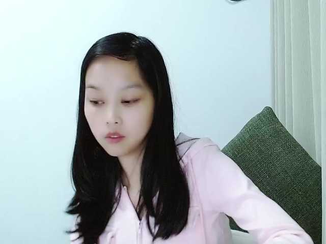 Selinababy99's BongaCams show and profile