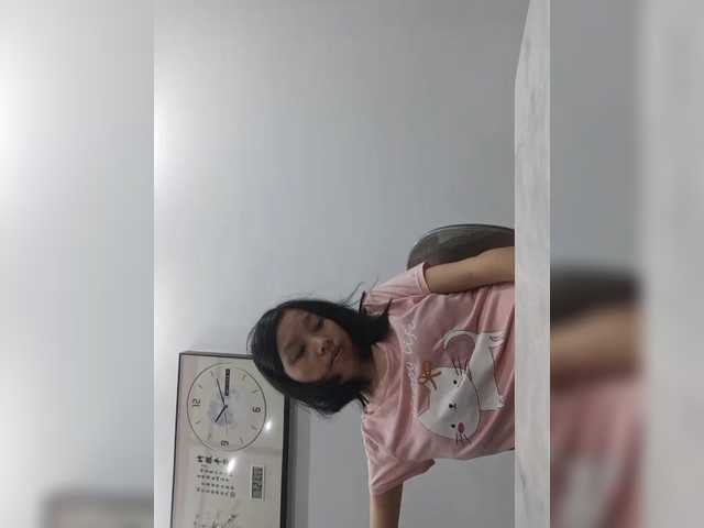 Selinababy99 live cam on BongaCams