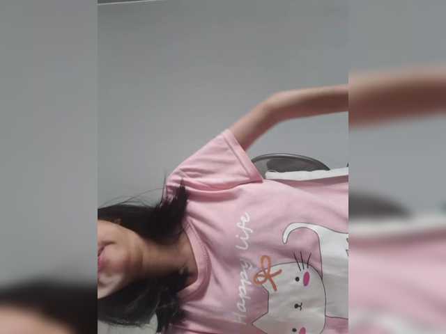 Selinababy99 live cam on BongaCams