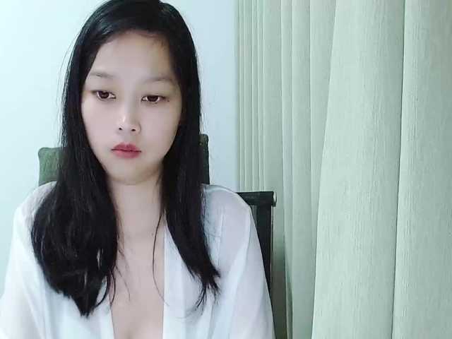 Selinababy99's BongaCams show and profile