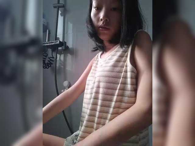 Selinababy99 live cam on BongaCams