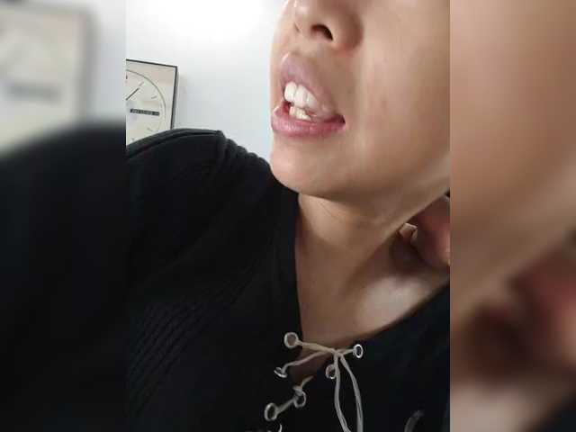 Selinababy99 live cam on BongaCams