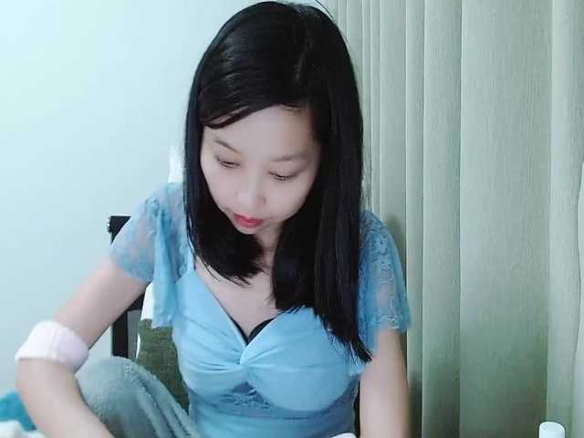 Selinababy99 live cam on BongaCams