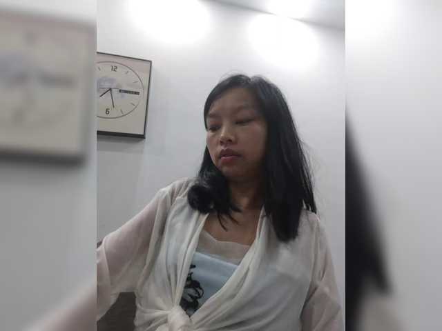 Selinababy99 live cam on BongaCams