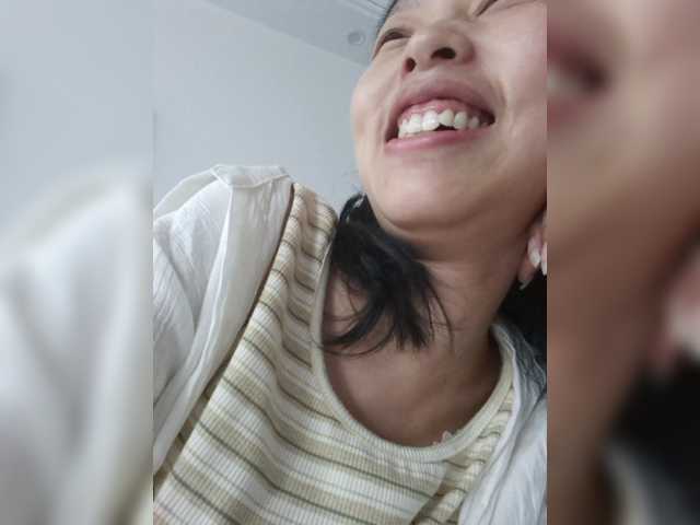 Selinababy99 live cam on BongaCams