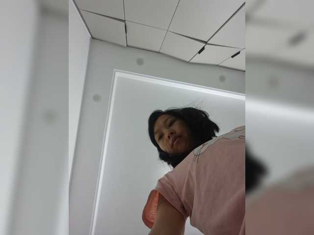 Selinababy99 live cam on BongaCams