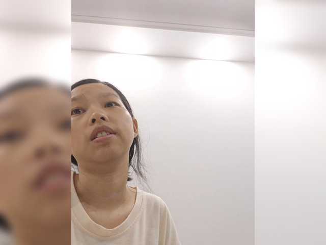 Selinababy99 live cam on BongaCams