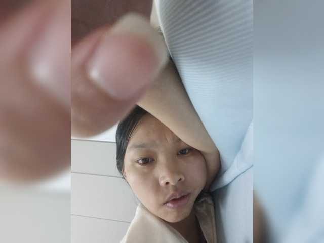 Selinababy99 live cam on BongaCams