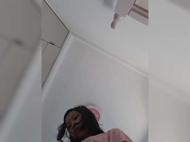 Selinababy99 live cam on BongaCams