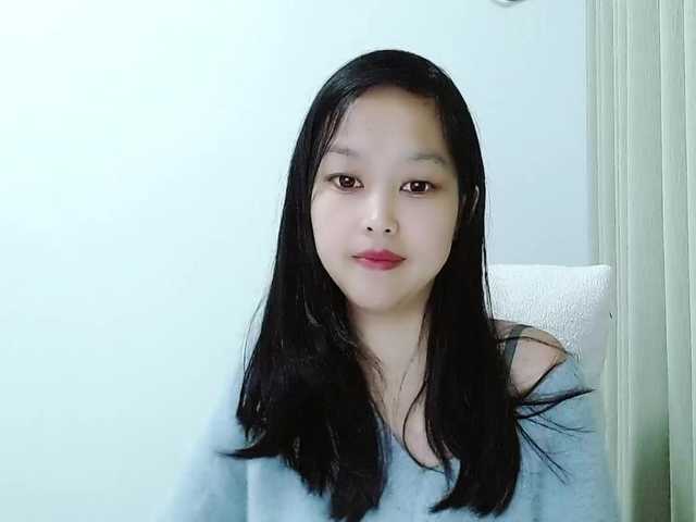 Selinababy99's BongaCams show and profile