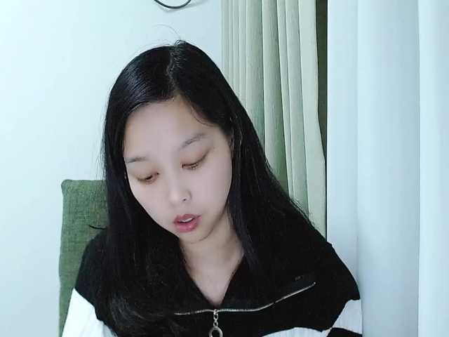 Selinababy99's BongaCams show and profile