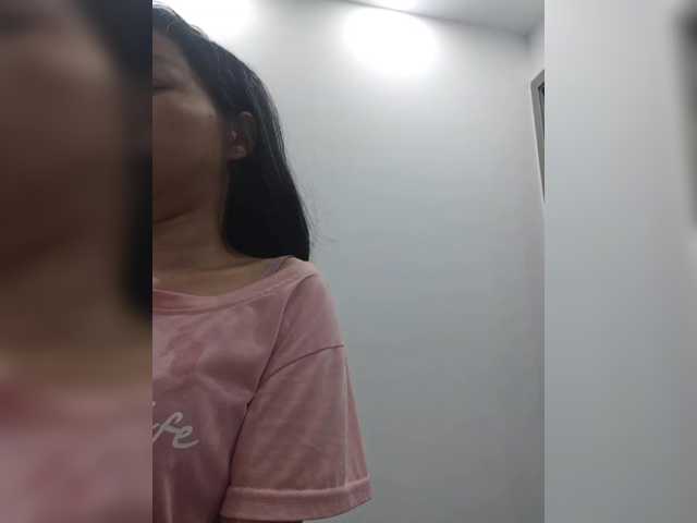 Selinababy99 live cam on BongaCams