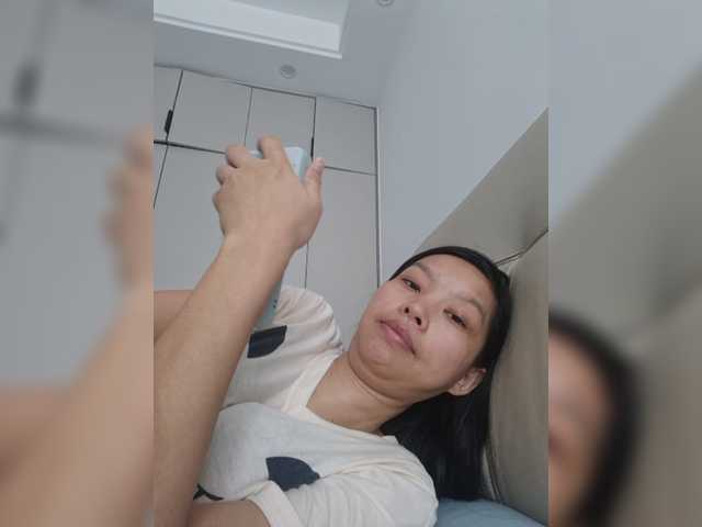 Selinababy99 live cam on BongaCams