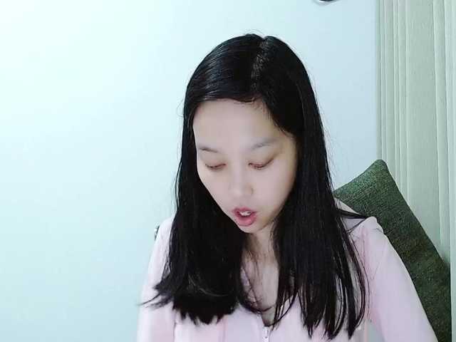 Selinababy99's BongaCams show and profile