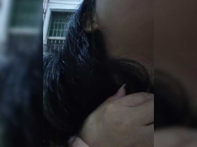 Selinababy99's BongaCams show and profile