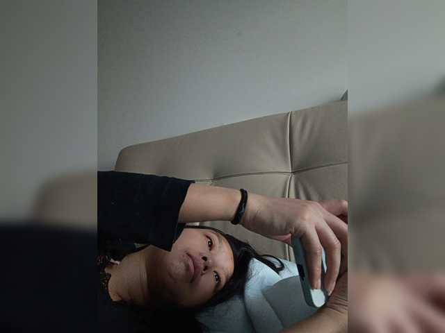 Selinababy99 live cam on BongaCams