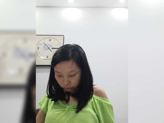 Selinababy99 live cam on BongaCams