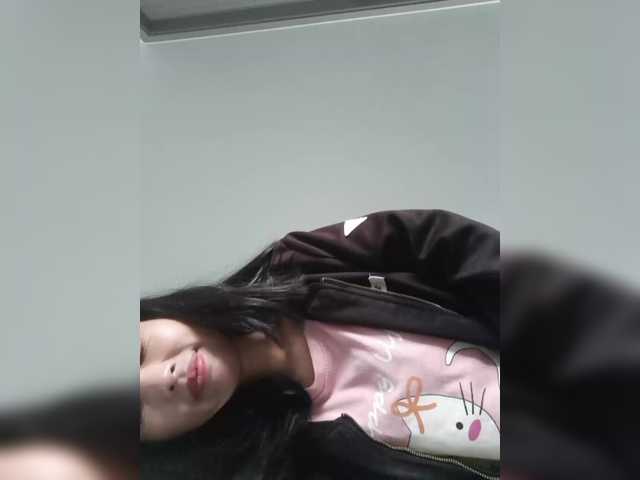Selinababy99 live cam on BongaCams