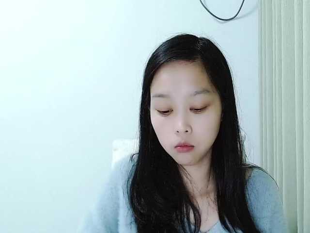 Selinababy99's BongaCams show and profile