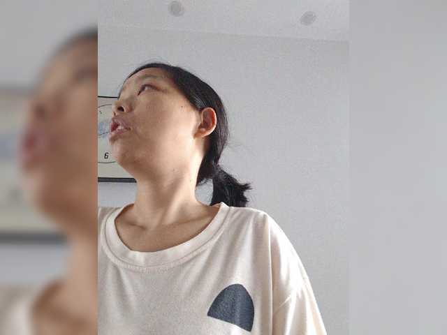 Selinababy99 live cam on BongaCams