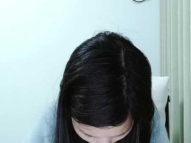 Selinababy99's BongaCams show and profile