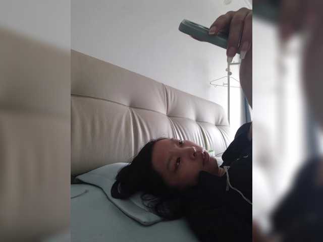 Selinababy99 live cam on BongaCams