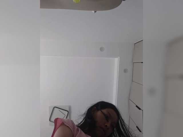 Selinababy99 live cam on BongaCams