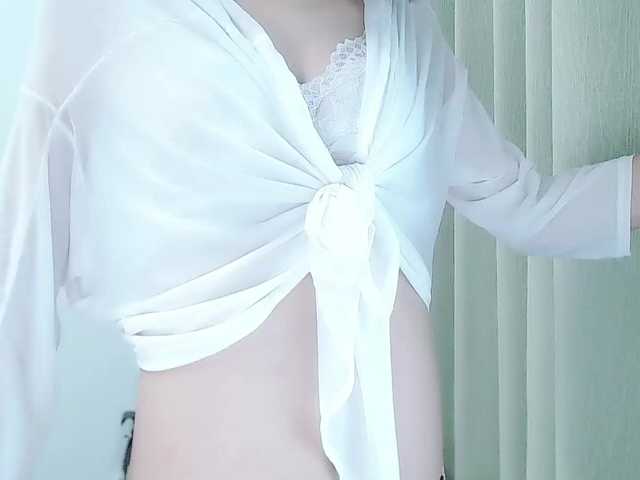 Selinababy99 live cam on BongaCams