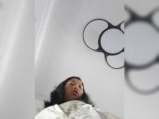 Selinababy99 live cam on BongaCams