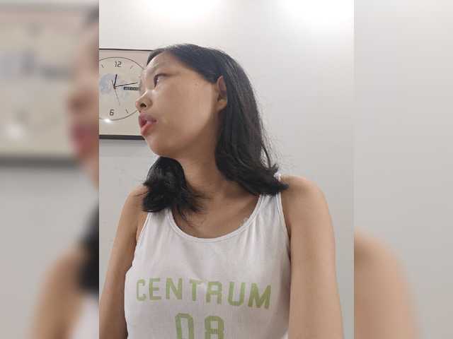 Selinababy99 live cam on BongaCams