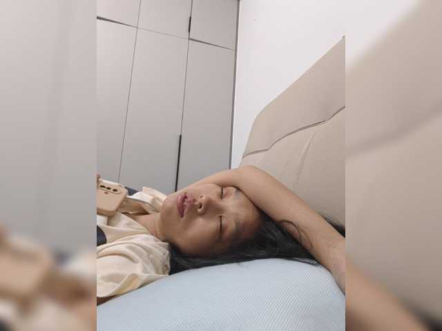 Selinababy99 live cam on BongaCams