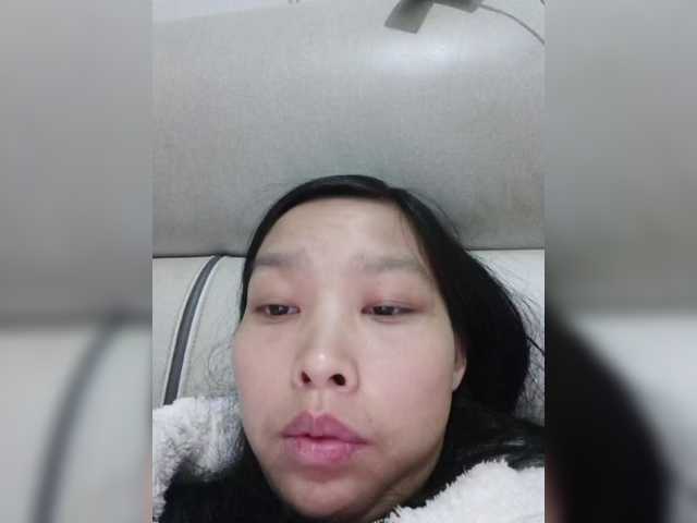 Selinababy99's BongaCams show and profile