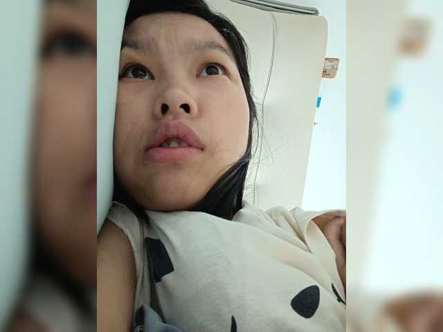 Selinababy99 live cam on BongaCams
