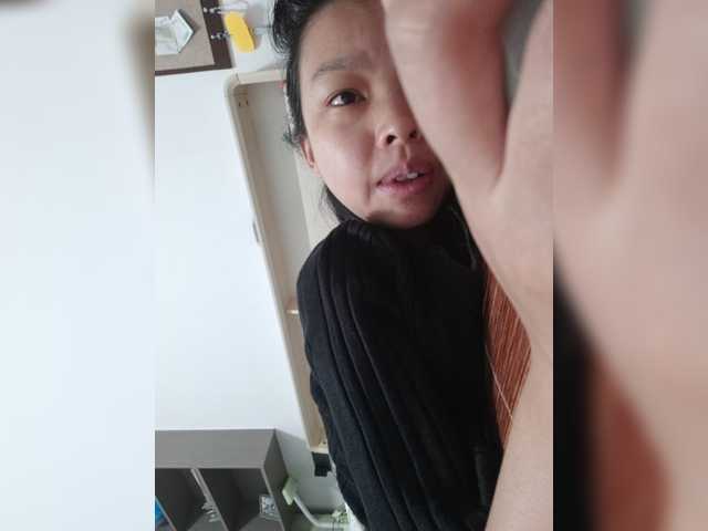 Selinababy99 live cam on BongaCams