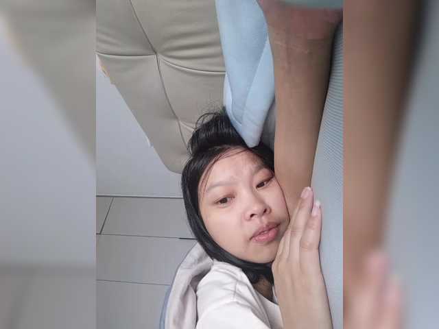 Selinababy99 live cam on BongaCams