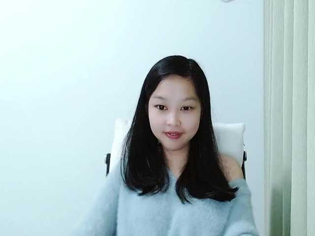 Selinababy99's BongaCams show and profile