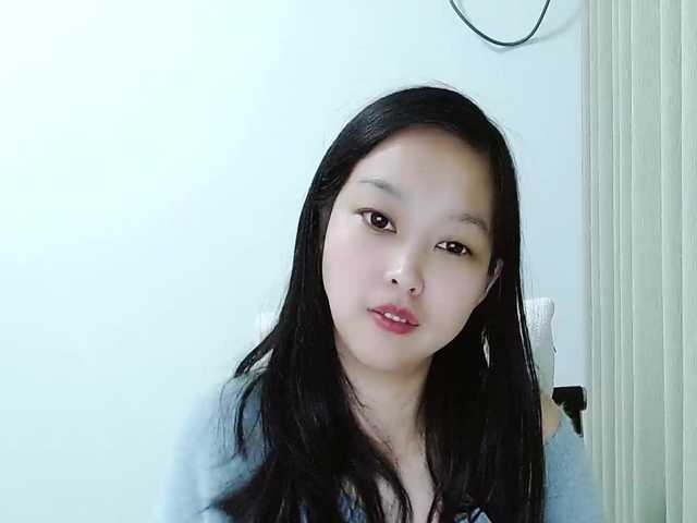 Selinababy99's BongaCams show and profile