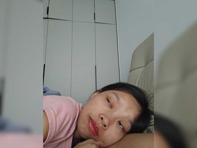 Selinababy99 live cam on BongaCams