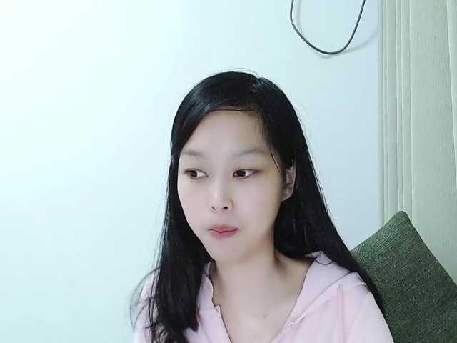 Selinababy99's BongaCams show and profile