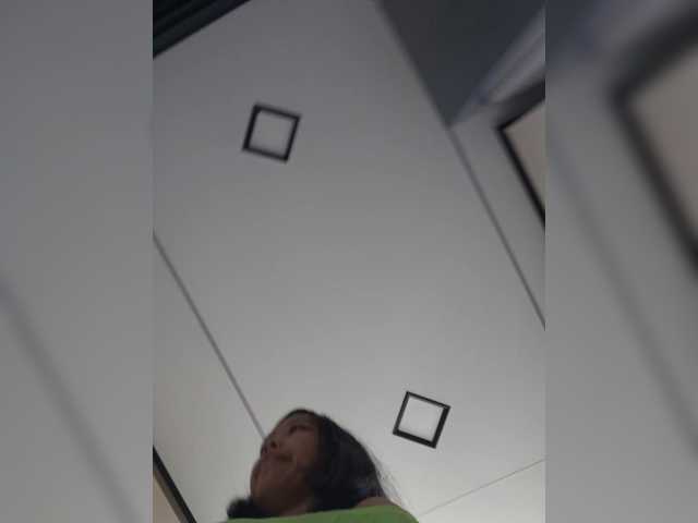 Selinababy99 live cam on BongaCams