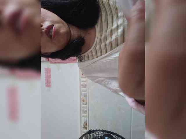 Model: Selinababy99